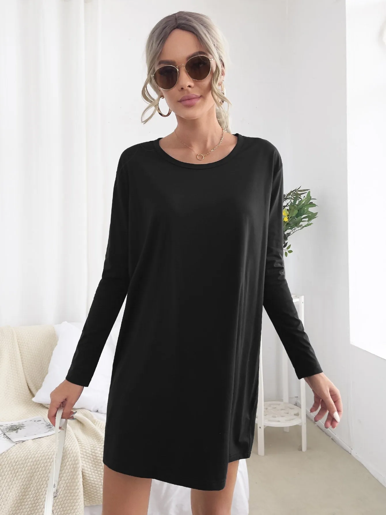 Casual Plain Long Sleeve Round Neck Straight Short Dress