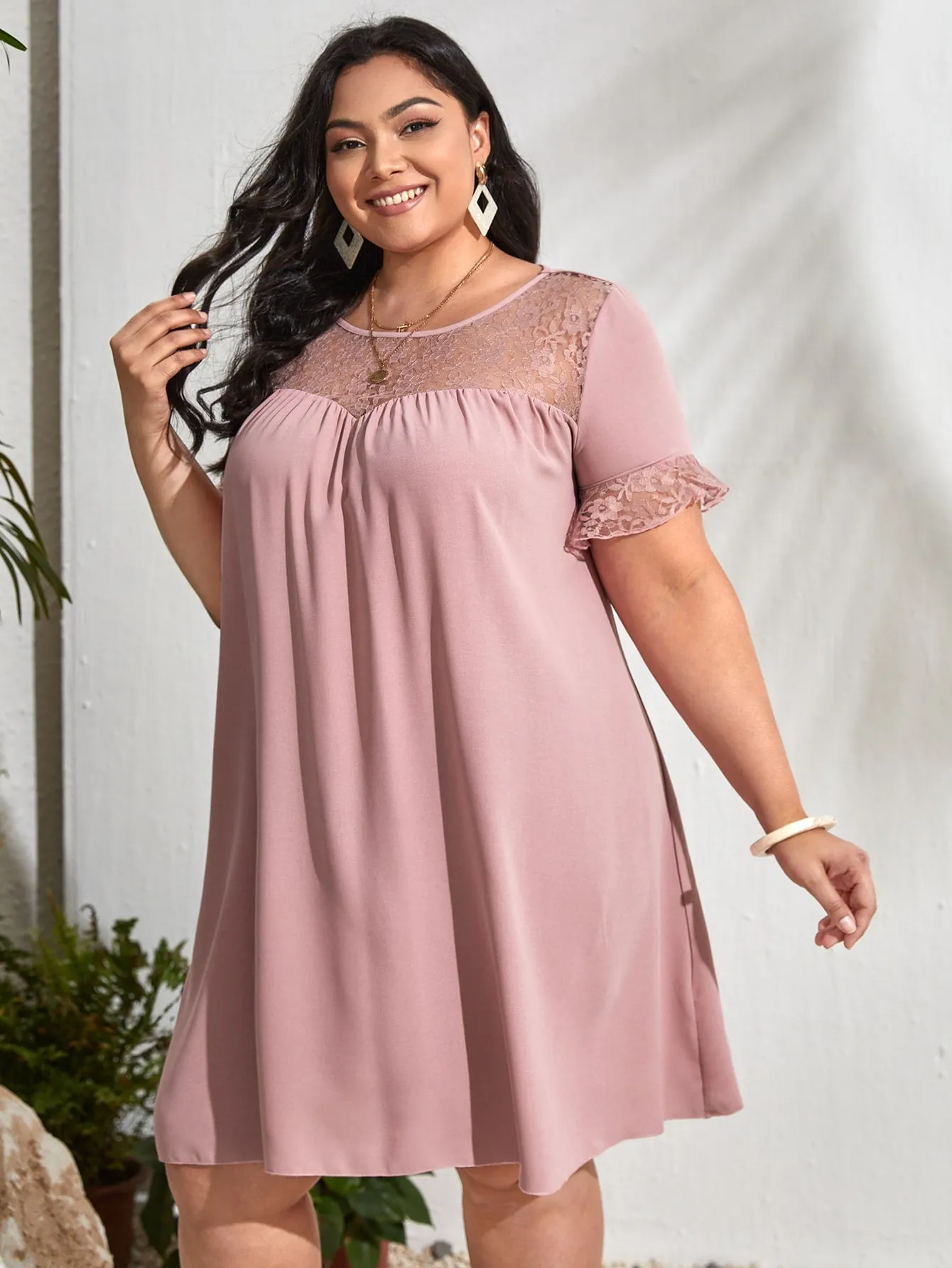 Casual Plain Ruffle Short Sleeve Round Neck Straight Natural Short Plus Size Dress