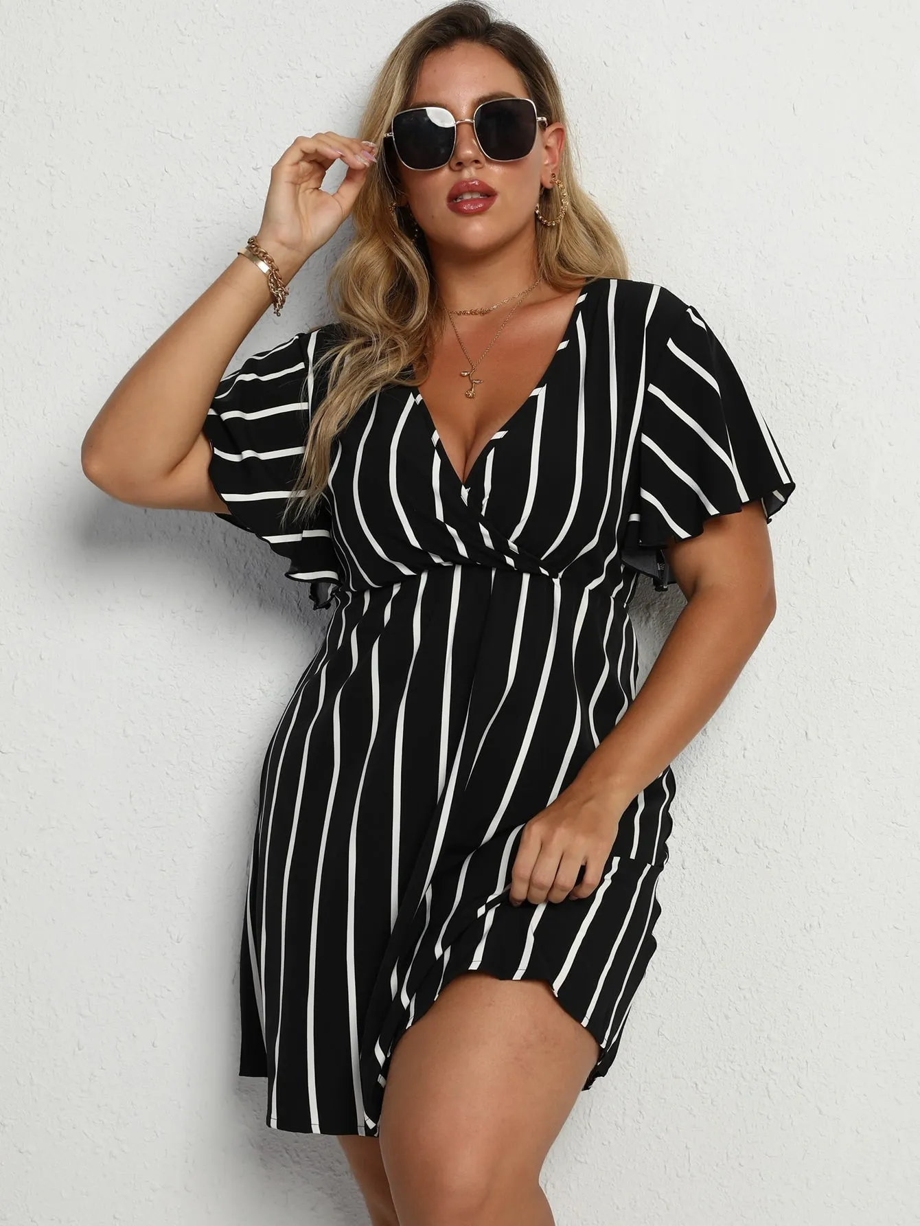 Casual Striped Short Sleeve V Neck Flared High Waist Short Plus Size Dress