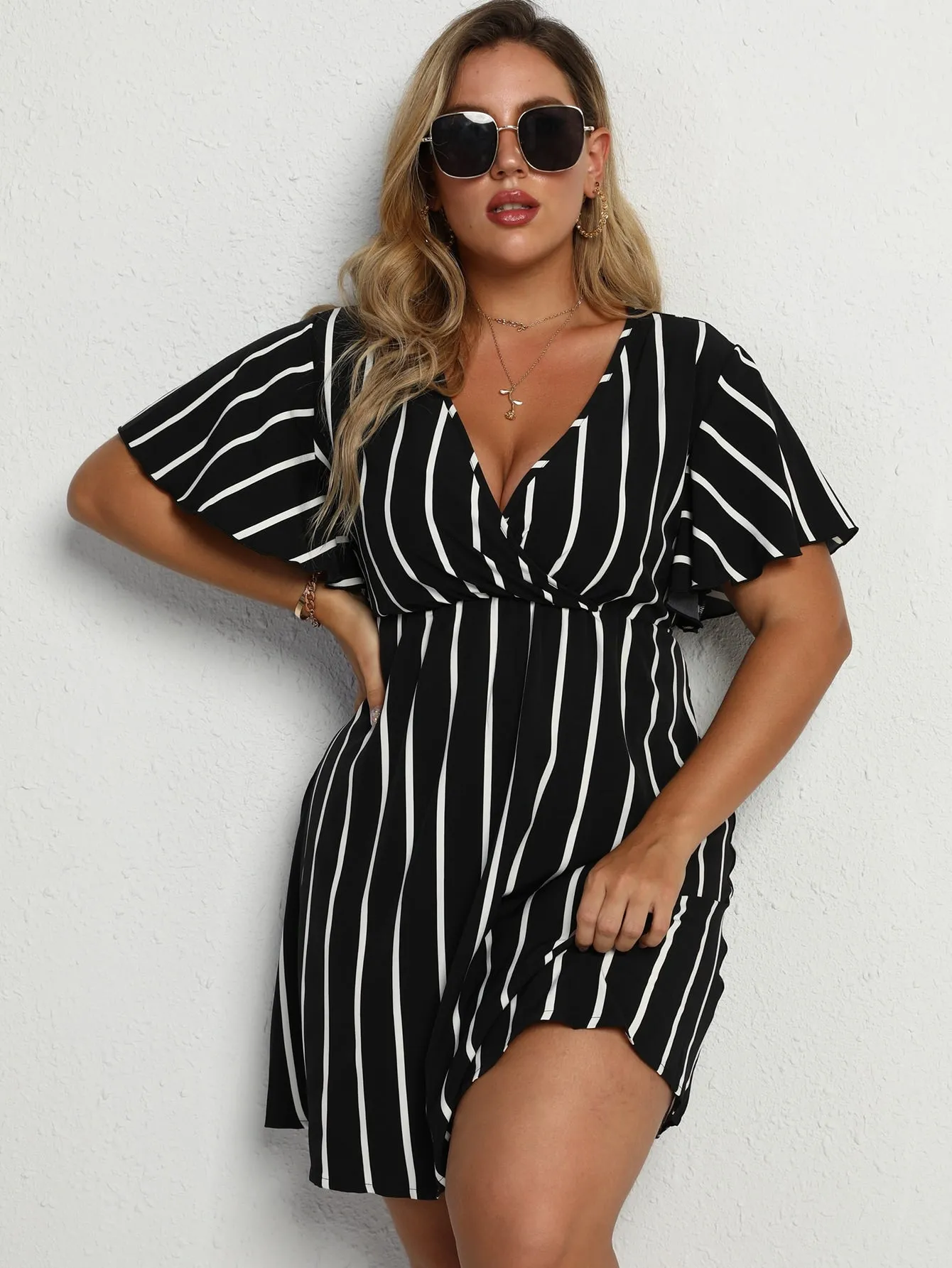 Casual Striped Short Sleeve V Neck Flared High Waist Short Plus Size Dress
