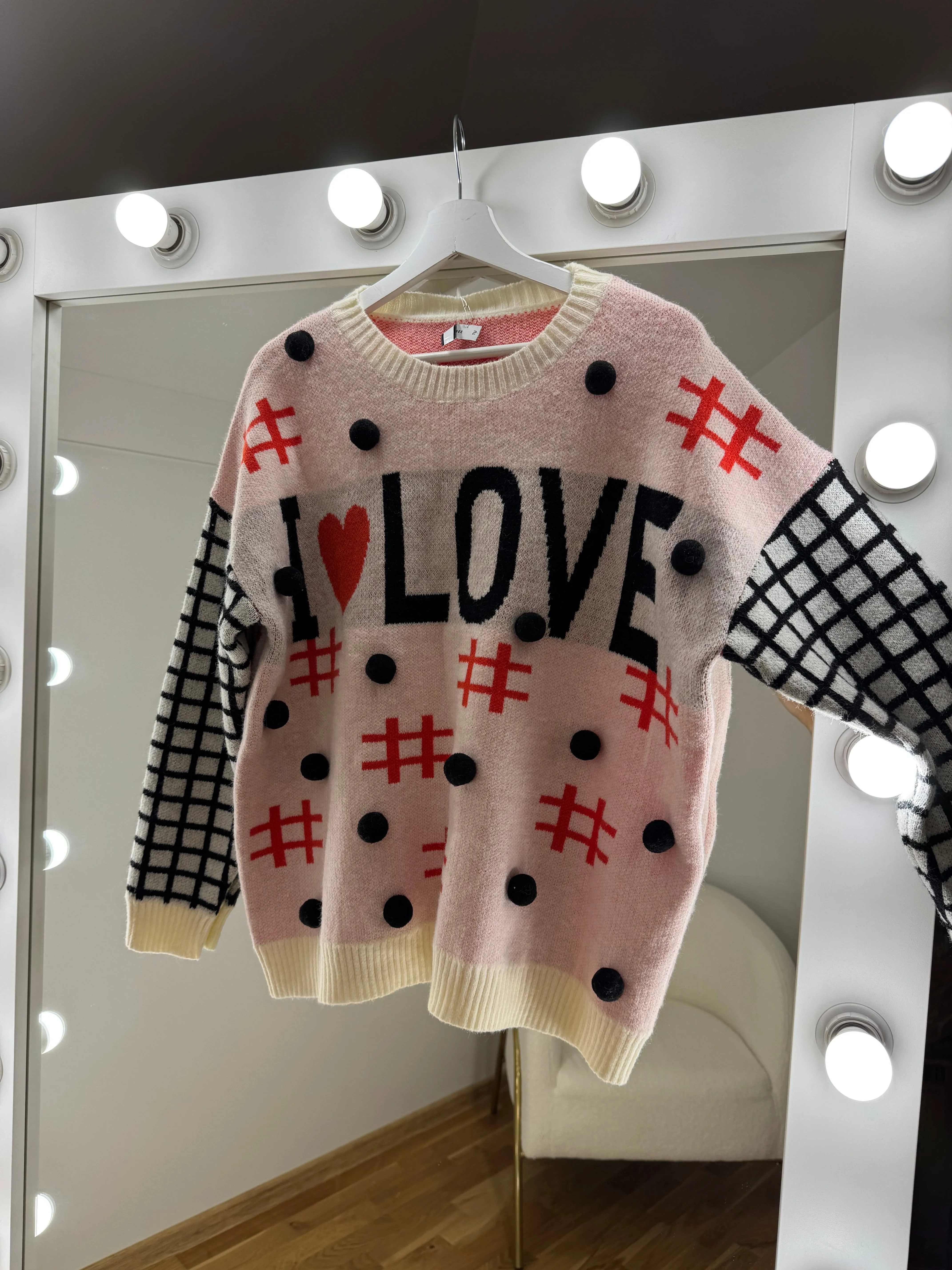 Cozy sweater “#Love”