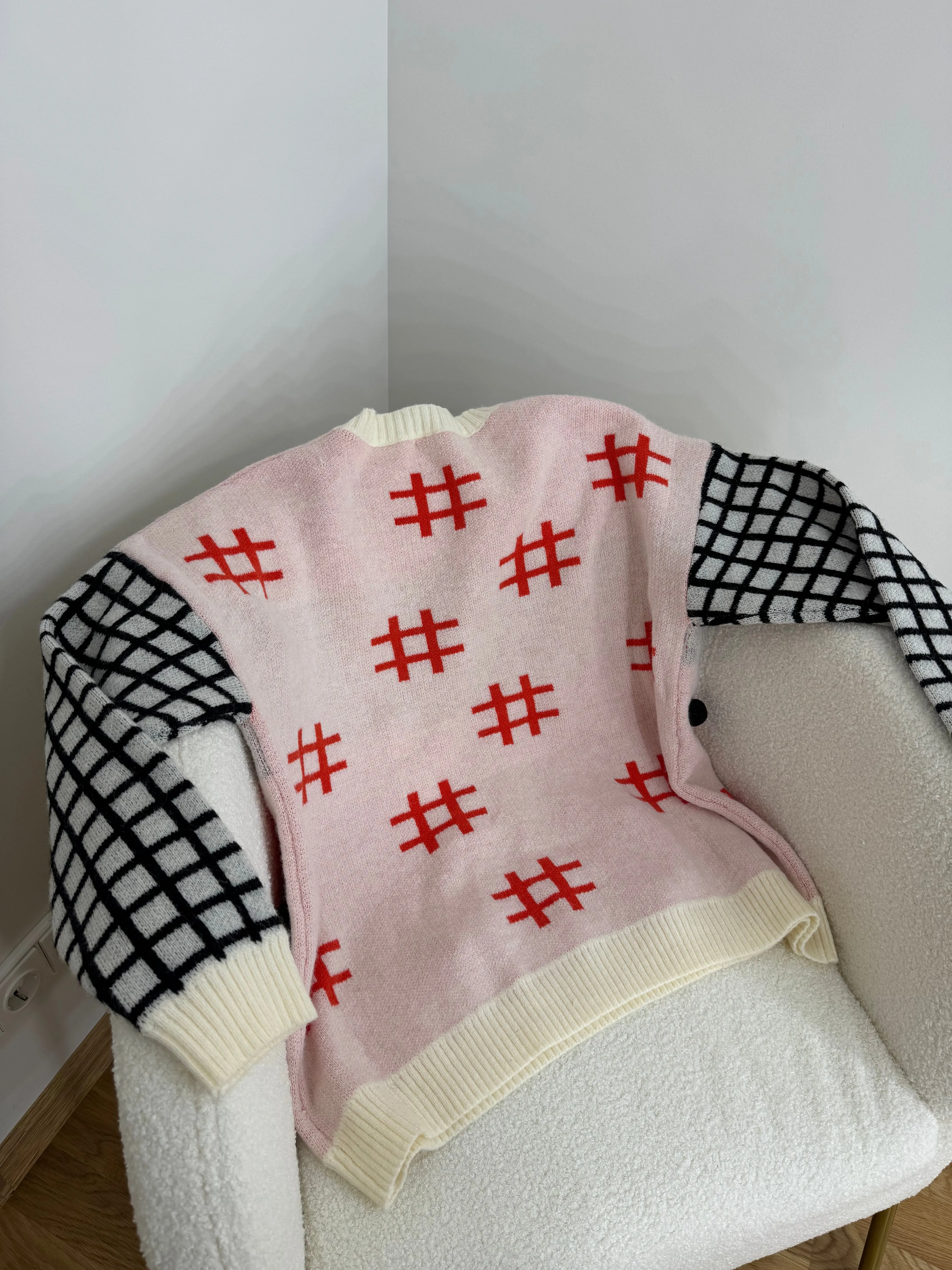 Cozy sweater “#Love”