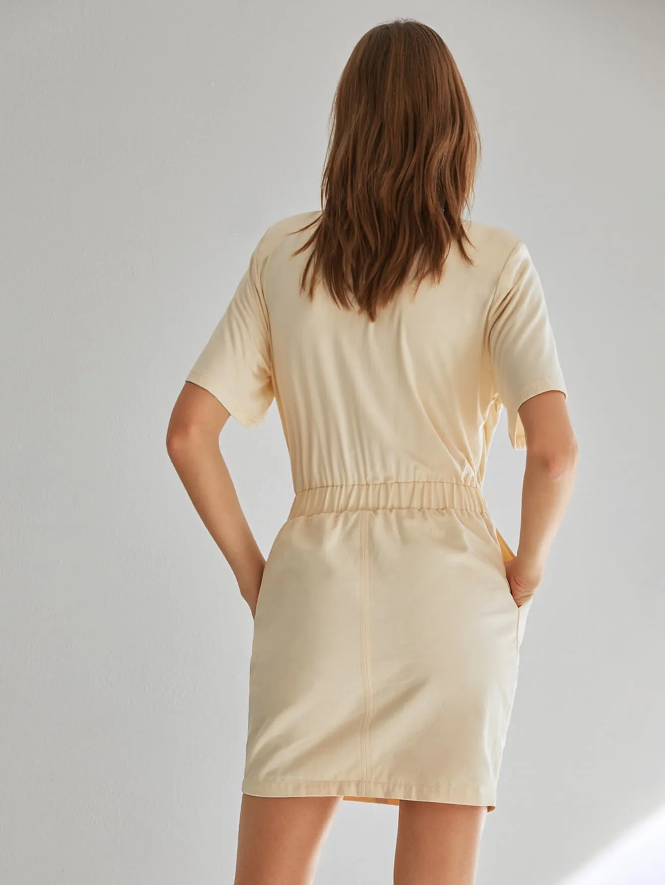 Plain Pocket Short Sleeve Round Neck Straight High Waist Short Dress