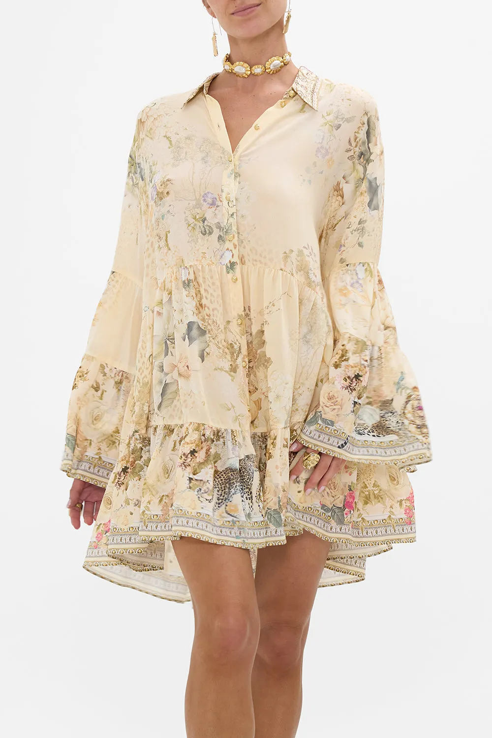 TIERED DRESS WITH COLLAR ADORNED IN ANTIQUITY
