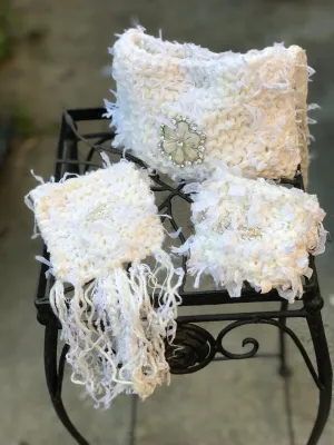 White Knitted Necklace