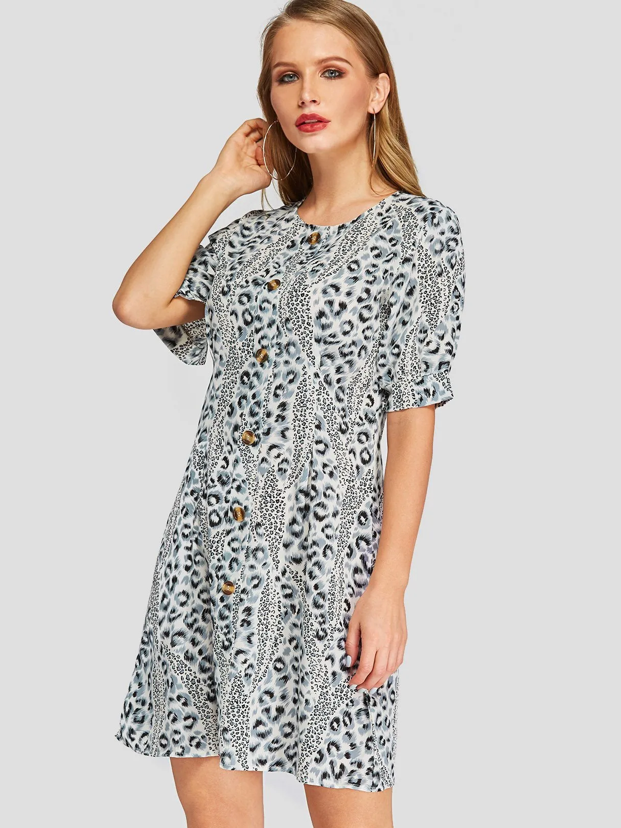 Wholesale Round Neck Short Sleeve Leopard Casual Dress
