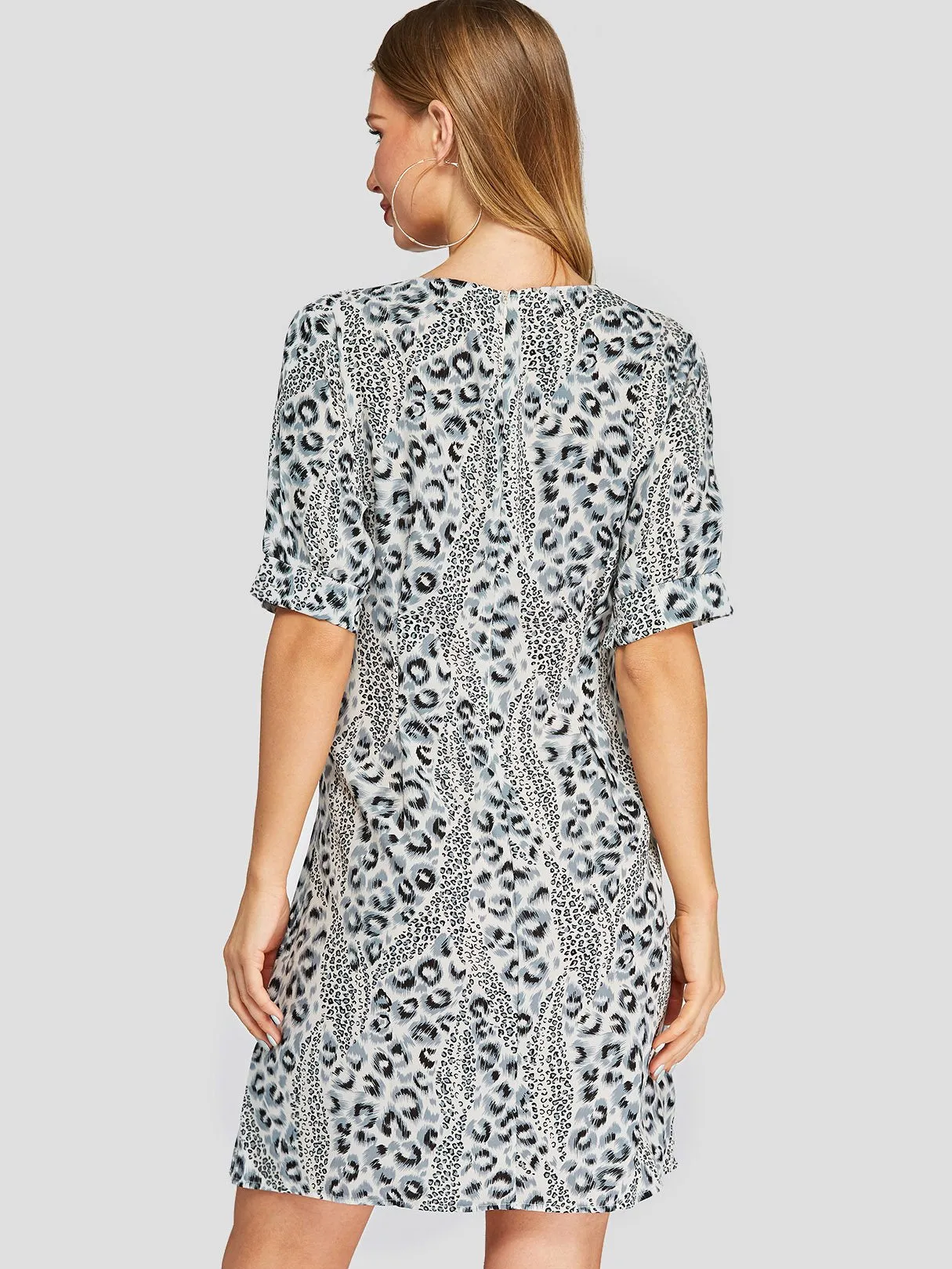Wholesale Round Neck Short Sleeve Leopard Casual Dress